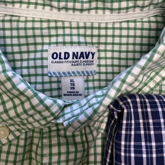 Old Navy Bundle Of Two Men’s Shirts, Size XL - Picture 3 of 5